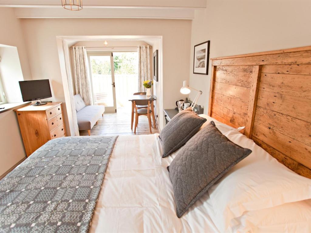 โกรฟ พาร์ค บีแอนด์บี Bed & Breakfast นิวพอร์ต ภายนอก รูปภาพ
