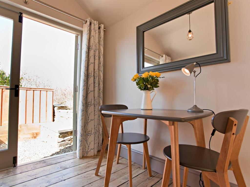 โกรฟ พาร์ค บีแอนด์บี Bed & Breakfast นิวพอร์ต ภายนอก รูปภาพ